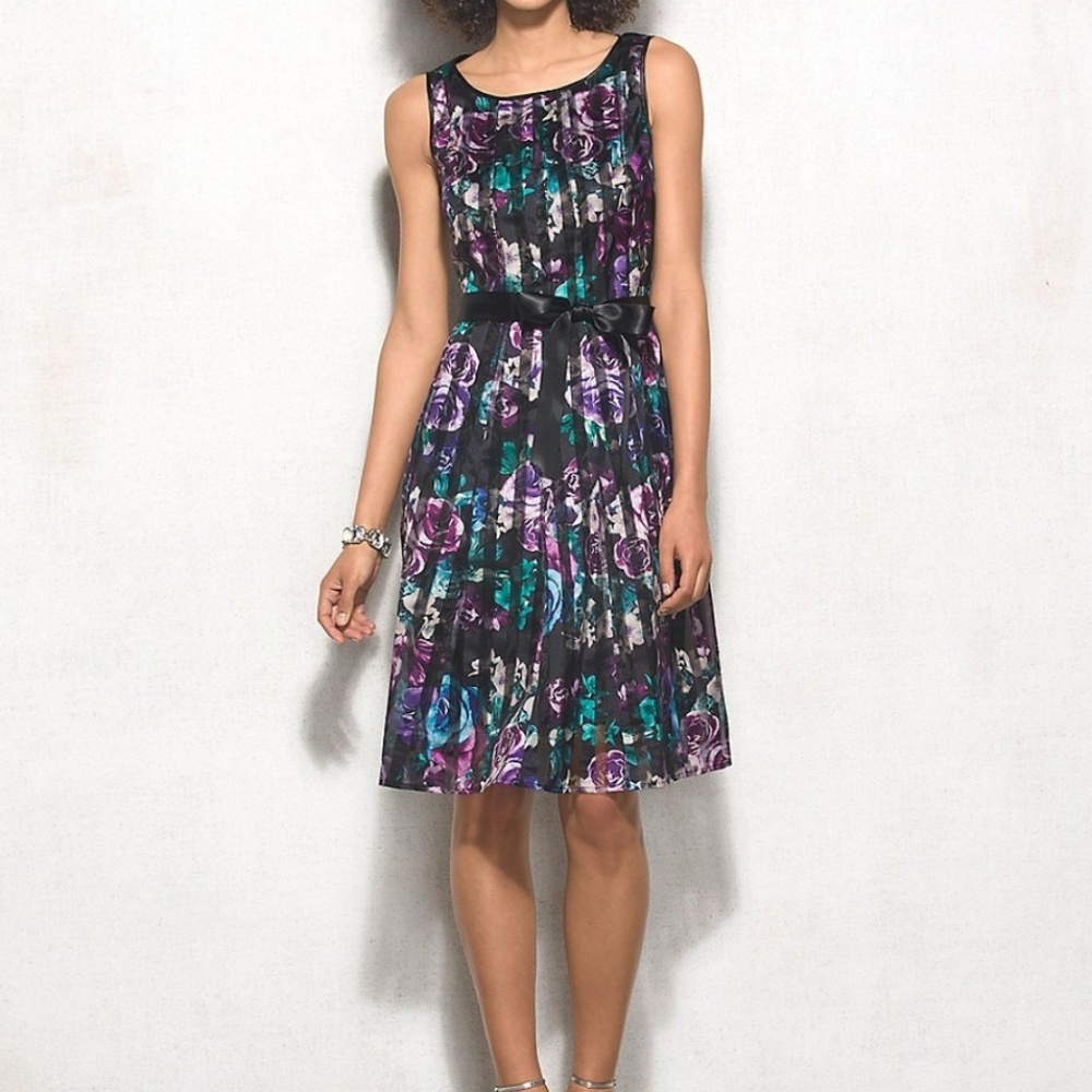 Floral fit&flare sleeveless cocktail fall dress
